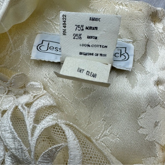 Jessica McClintock Vintage Ivory Blouse - Picture 8 of 8